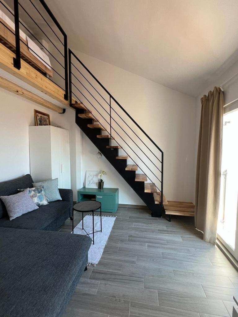 I & R Apartment Necujam