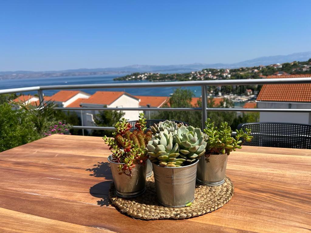 I & R Apartment *